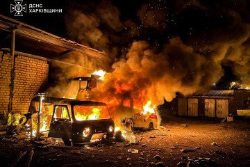 Rusia lanza bombas guiadas sobre Kupiansk, hiriendo a civiles y golpeando un centro médico