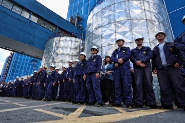 EE.UU. estudia gestionar las centrales nucleares ucranianas para facilitar la paz EE.UU. estudia gestionar las centrales nucleares ucranianas para facilitar la paz