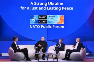 «Putin quiere que nos durmamos y la OTAN no lo permitirá», afirma el Secretario de Defensa británico