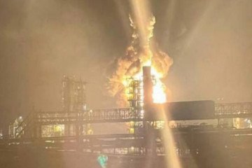 Drone Strike Ignites Blaze at Kirishi, Russia’s Key Oil Refinery Near St. Petersburg