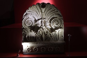 Russia Looted 1.7 Million Ukrainian Artifacts From Occupied Territories and Is Selling Them on the Black Market Russia Looted 1.7 Million Ukrainian Artifacts From Occupied Territories and Is Selling Them on the Black Market