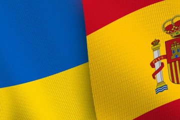 Ayuda militar España 817 millones