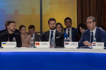 Los líderes regionales reafirman su apoyo a Ucrania en la Cumbre de Odesa mientras Vučić retiene su firma