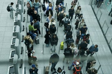 Chancellor Merz: Russia Likely Behind Drone Attacks That Paralyzed German Airports