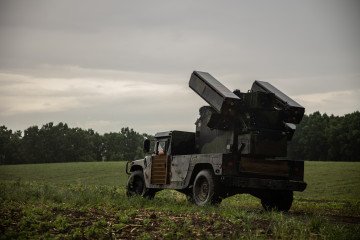 Nine EU Countries Push to Fund Patriot Missiles for Ukraine Using €90 Billion Defense Package An Avenger air defense missile system stands on the field during military exercise on June 13, 2024 in Kyiv region, Ukraine. Illustrative photo. (Source: Getty Images)