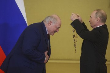 Belarus Supplies Russia with Western Microchips for Warplanes and Missiles, Evading Sanctions