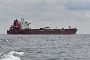 Russian "Shadow Fleet" Tankers Skip Pilot Services, Raising Oil Spill Risks in Danish Straits Russian "Shadow Fleet" Tankers Skip Pilot Services, Raising Oil Spill Risks in Danish Straits