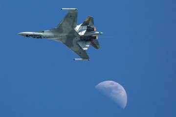 Illustrative image. Russian Su-35 fighter jet mid-air. (Source: Wikimedia)