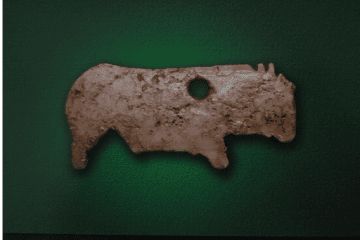 Mariupol Bull Figurine, Stolen During Russia’s Invasion of Ukraine, Now on Most Wanted Artifacts List