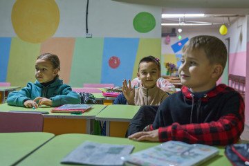 “Children Must See Each Other.” Sumy’s Underground Schools Defy Russian Terror Children in Sumy region school bomb shelter