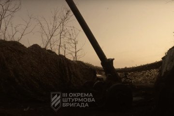 Ukraine Deploys Mysterious Soviet-Era M-240 Mortars in Combat Ukraine Deploys Mysterious Soviet-Era M-240 Mortars in Combat