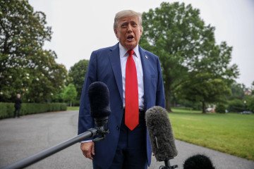 Austria Backs Ukraine as Trump Criticizes Russia's G8 Removal