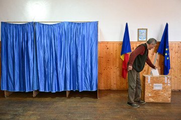 Pro-European Candidate Nicușor Dan Wins Romanian Election Despite Russian Interference
