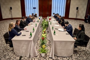 Ukrainian FM Andrii Sybiha meets Chinese FM Wang Yi in Munich on February 13 to discuss trade, peace, and Russian strikes on Chinese assets. Beijing pledged new energy aid to Ukraine. (Source: Andrii Sybiha / X)