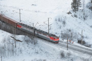 Key Russian Military Locomotive Destroyed in St. Petersburg Depot Fire, Video Key Russian Military Locomotive Destroyed in St. Petersburg Depot Fire, Video