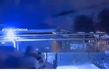 Moments before the Ukrainian FP-5 Flamingo missile hit the Russian missile production site, February 21, 2026. (Source: dosye_shpiona)