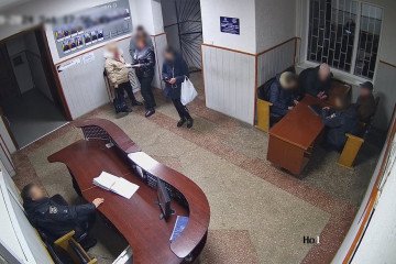 Russian Intelligence Tried to Use 15-Year-Old Ukrainian Girl as Suicide Bomber in Chernihiv Russian Intelligence Tried to Use 15-Year-Old Ukrainian Girl as Suicide Bomber in Chernihiv