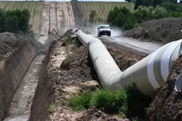 European Commission Pushes for Full Ban on Russian Gas Supplies European Commission Pushes for Full Ban on Russian Gas Supplies