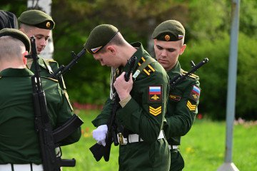 145,000 Losses, 86,000 Killed: Zelenskyy Details Russia’s 2026 Battlefield Toll Russian troops units gather to participate in the military parade in Moscow, Russia, on May 09, 2026. Illustrative photo. (Source: Getty Images)