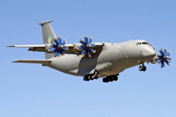 Ucrania vuela su exclusivo An-70 a Polonia: avistado un raro avión de transporte