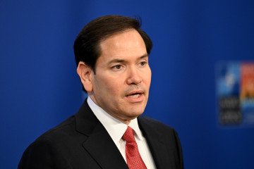 Rubio: US Weapon Supply to Ukraine Paused for Stockpile Checks, Not Political Decision