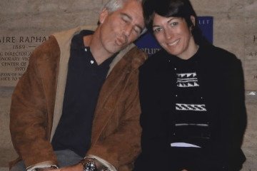 Jeffrey Epstein and Ghislaine Maxwell. (Photo: Daily Mail)