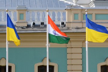 Flags of India and Ukraine wave in Kyiv, Ukraine. (Source: Getty Images) Flags of India and Ukraine wave in Kyiv, Ukraine. (Source: Getty Images)