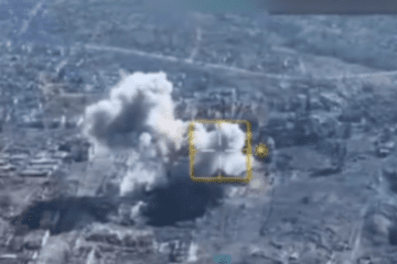 Ukrainian Forces Successfully Strike Russian Troop Concentration in Toretsk, Donetsk Region, Video Ukrainian Forces Successfully Strike Russian Troop Concentration in Toretsk, Donetsk Region, Video