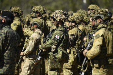 Soldiers from Japan and Australia look on during the opening ceremony of Exercise Southern Jackeroo on May 29, 2026 in Townsville, Australia. Illustrative photo. (Source: Getty Images)