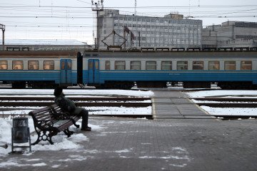 Un dron ruso ataca un tren de mercancías civil en la región de Donetsk y hiere al maquinista
