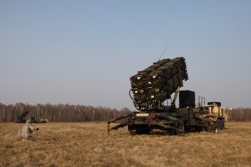 How Ukraine Combines Soviet and American Anti-Aircraft Systems to Down Russian Military A-50 Aircraft