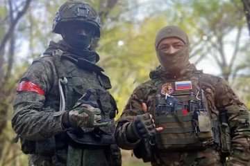 Foreign recruits serving in Russian military units pose in combat gear at an unspecified location. (Photo: Open source)