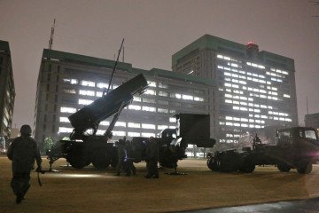 A PAC-3 missile launcher is deployed on the grounds of the defense ministry in Tokyo on January 29, 2016. Illustrative photo. (Source: Getty Images)