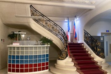 The interior of the “Russian House of Science and Culture” in Paris. This venue recently hosted the launch of a Kremlin-backed “International Youth Center” aimed at recruiting teenagers in France. (Source: Sparvdi)