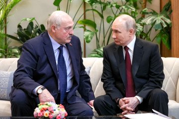 Kremlin Says Putin to Meet Lukashenko to Address Ukraine’s Ultimatum on Drone Hardware Belarusian leader Alexander Lukashenko and Russian leader Vladimir Putin. (Source: Getty Images)