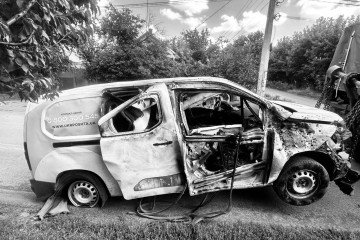 Russian Drone Strike Hits Ukrainian Postal Van Near Front Line, Killing Worker, Injuring Driver