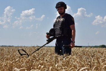 NATO Veterans to Train Ukrainian Sappers in Landmine Clearance