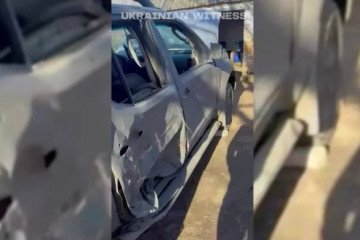 Un dron ruso Molniya ataca el vehículo de un periodista en Kharkiv y causa heridas a varios soldados