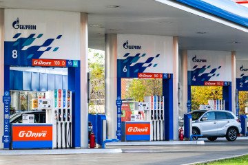Fuel Shortages Spread Across 25 Russian Regions as Ukrainian Strikes Hit Refineries Russian Gazprom gas station. (Source: Getty Images)