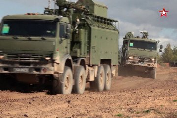 Russian “Palantin” electronic warfare system mounted on a KamAZ chassis. (Source: Russian media)