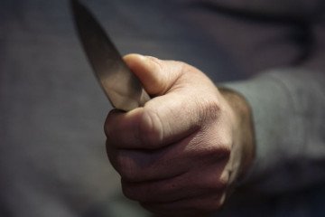 Man Claiming to Have “Cut Off Heads” in Ukraine Arrested After Knife Threat in Minsk Café