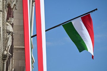 Hungarian Operatives Ran Espionage Operation in Brussels, Trying to Recruit EU Officials, Investigation Reveals