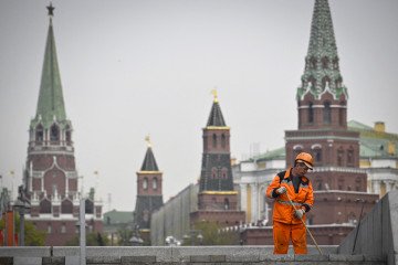 Facing Labor Crunch, Russia Plans Influx of Indian Workers in 2026