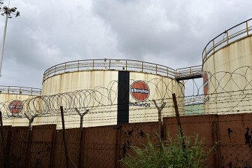 Russia Forced to Sell Oil to India at $22 a Barrel as Buyers Balk at Sanctions