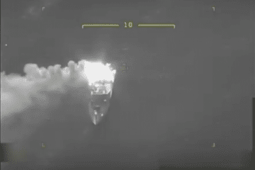 La Armada ucraniana hunde una lancha de desembarco de la Flota rusa del Mar Negro cerca de Kherson, vídeo