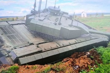 Russia’s Shturm robotic tank stuck in mud during the Tsentr-2026 military exercise. (Source: Open source) Russia’s Shturm robotic tank stuck in mud during the Tsentr-2026 military exercise. (Source: Open source)