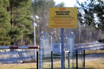 A Stop sign is pictured at the Lithuanian - Belarusian border in Sadziunai near Deveniskes, Lithuania, on November 22 2021. Illustrative photo. (Source: Getty Images)