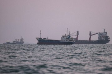 Vessels transit the Strait of Hormuz off Bandar Abbas, Iran, on September 5, 2026. (Source: Getty Images)