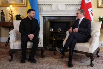 Ukrainian President Volodymyr Zelenskyy meets with British Prime Minister Keir Starmer at 10 Downing Street. (Source: Getty Images)