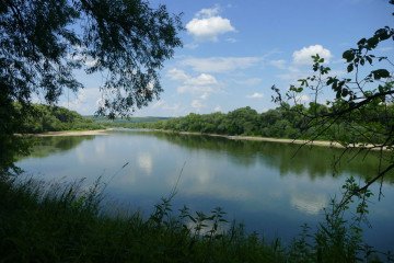 A section of the Dnister river that flows near the villages of Bukivna and Petryliv, Ivano-Frankivsk Region, western Ukaine. (Source: Getty Images)
